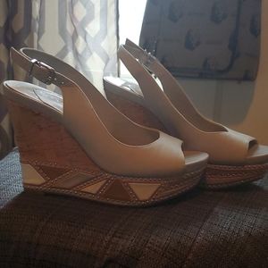 Gianni Bini Wedge NWT